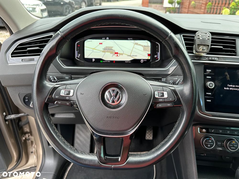Volkswagen Tiguan - 8