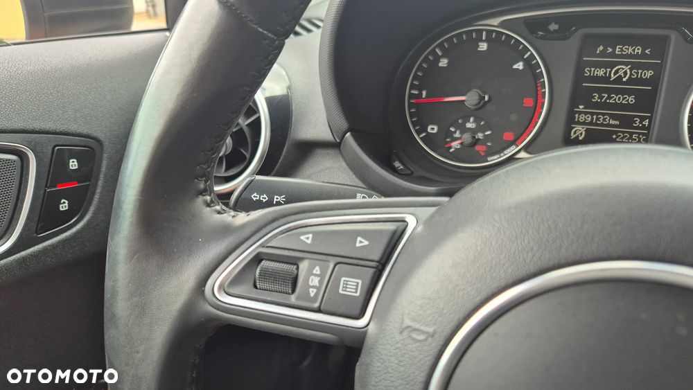 Audi A1 3-drzwiowe 1.6 TDI S line edition - 14