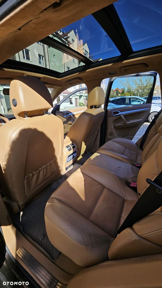 Porsche Cayenne Tiptronic S GTS - 12