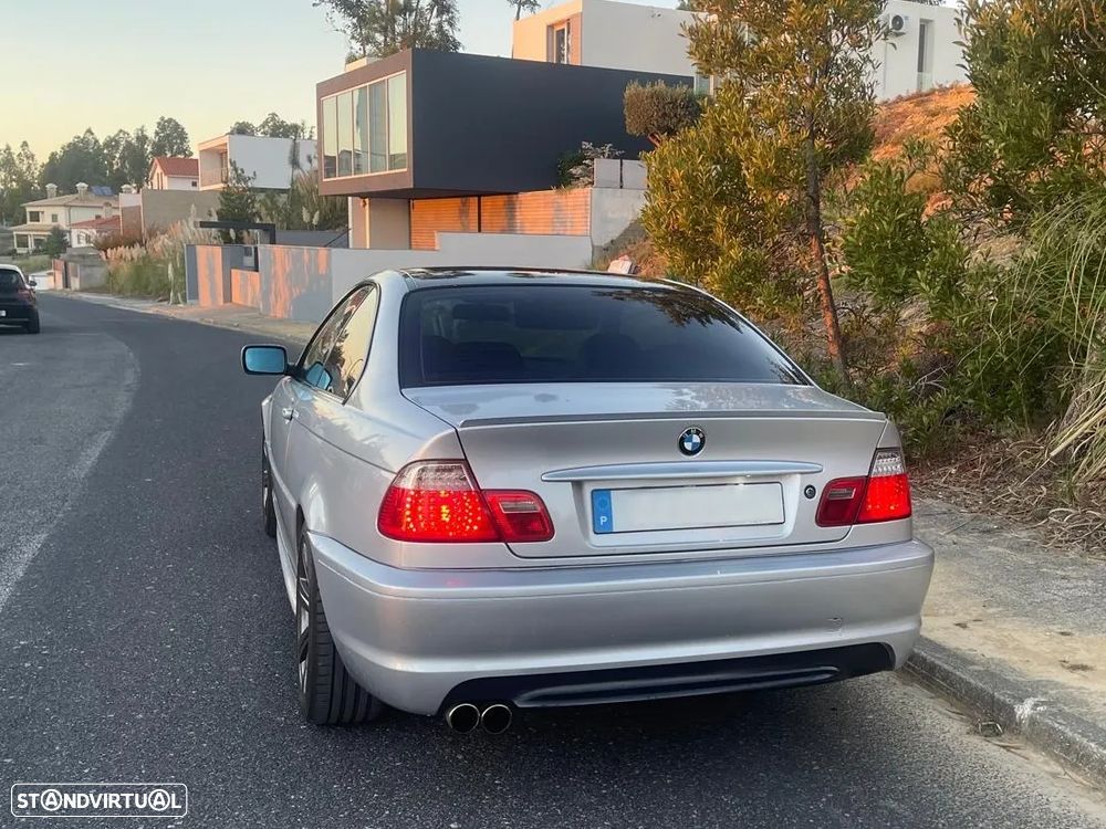 BMW 320 Ci - 12