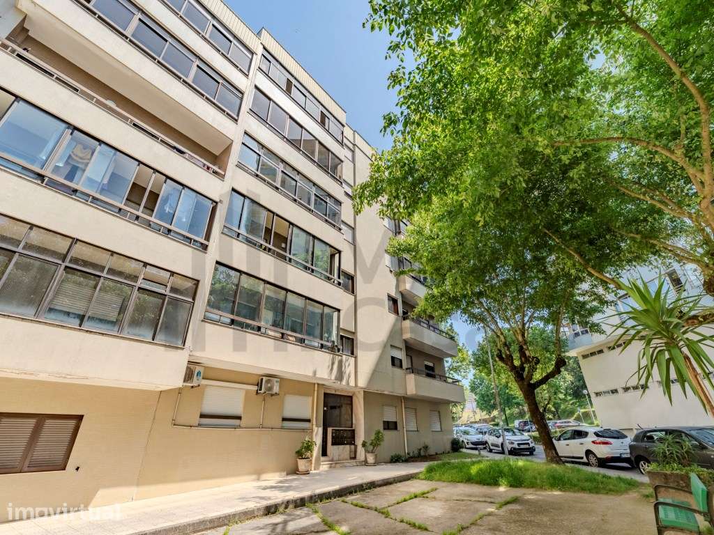 Vende-se T2 - Braga - Central - Grande imagem: 2/23
