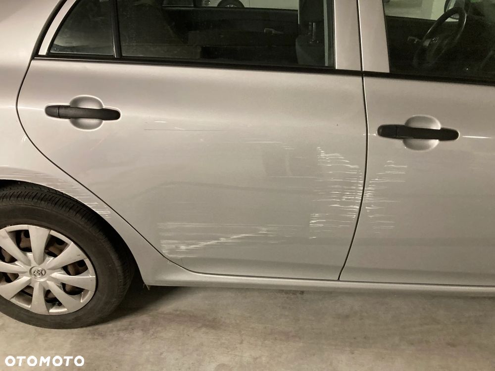 Toyota Corolla 1.6 Terra - 23