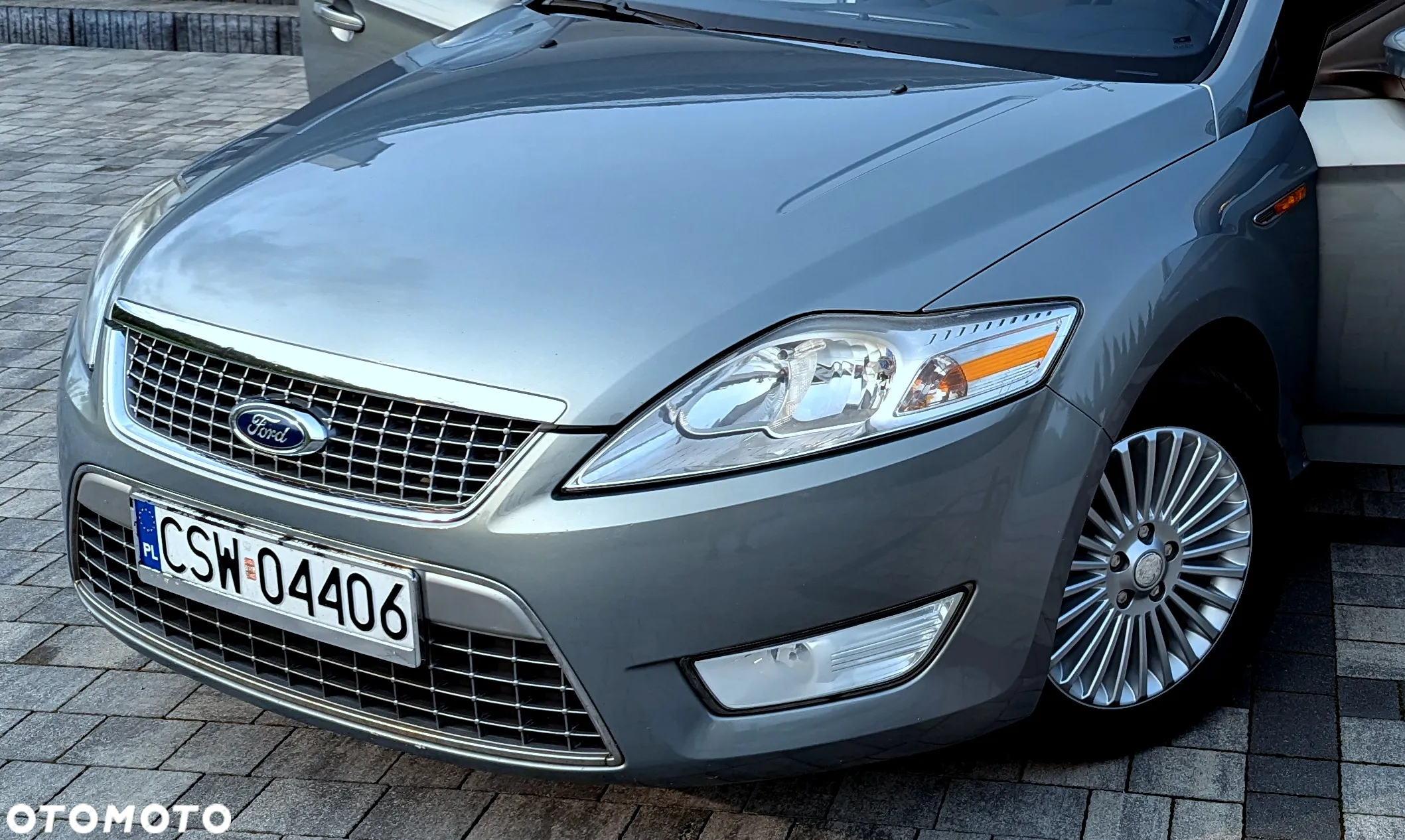 Ford Mondeo 2.0 Platinium X - 17