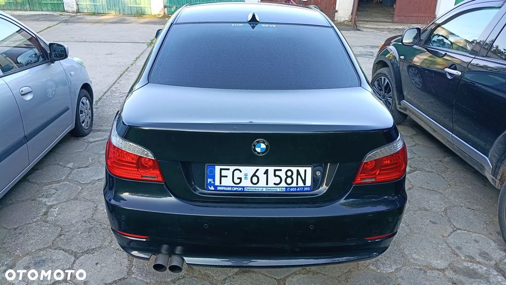 BMW Seria 5 540i - 13