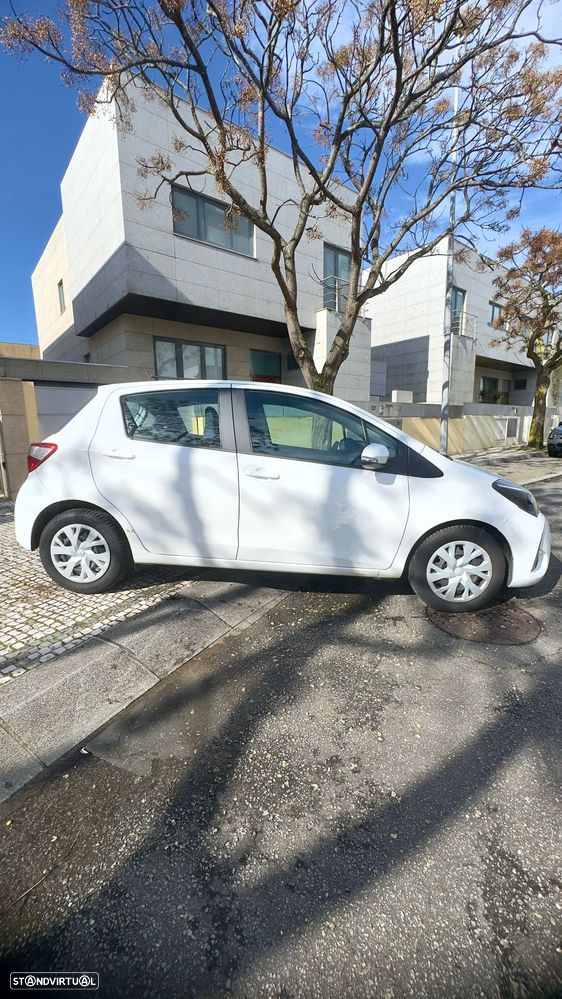 Toyota Yaris 1.0 VVT-i Y20 Club - 7