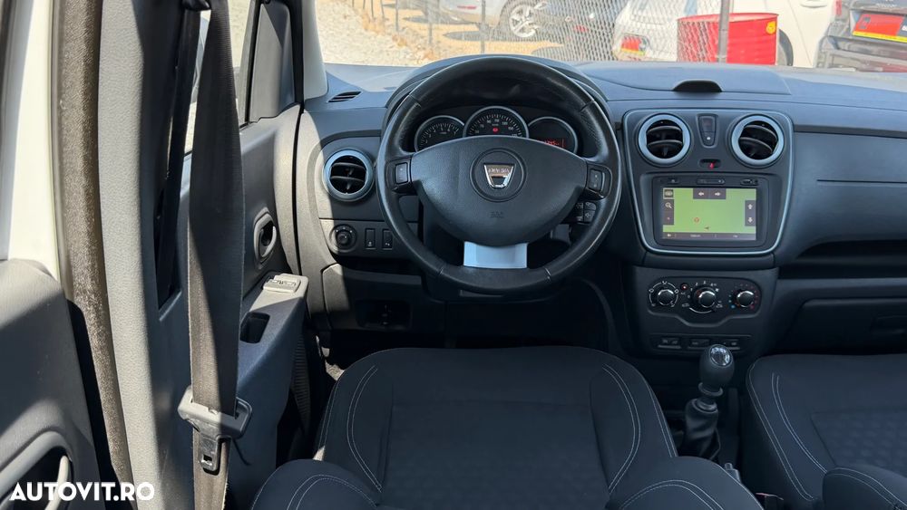 Dacia Lodgy 1.5 dCi Stepway - 6