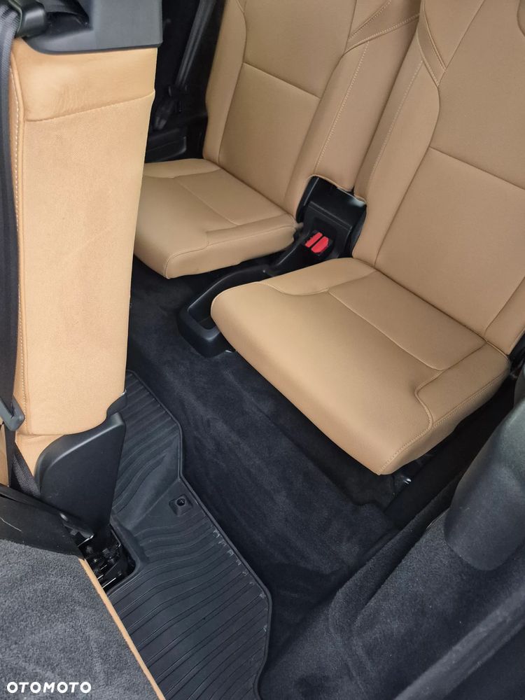 Volvo XC 90 T6 AWD Momentum 7os - 16