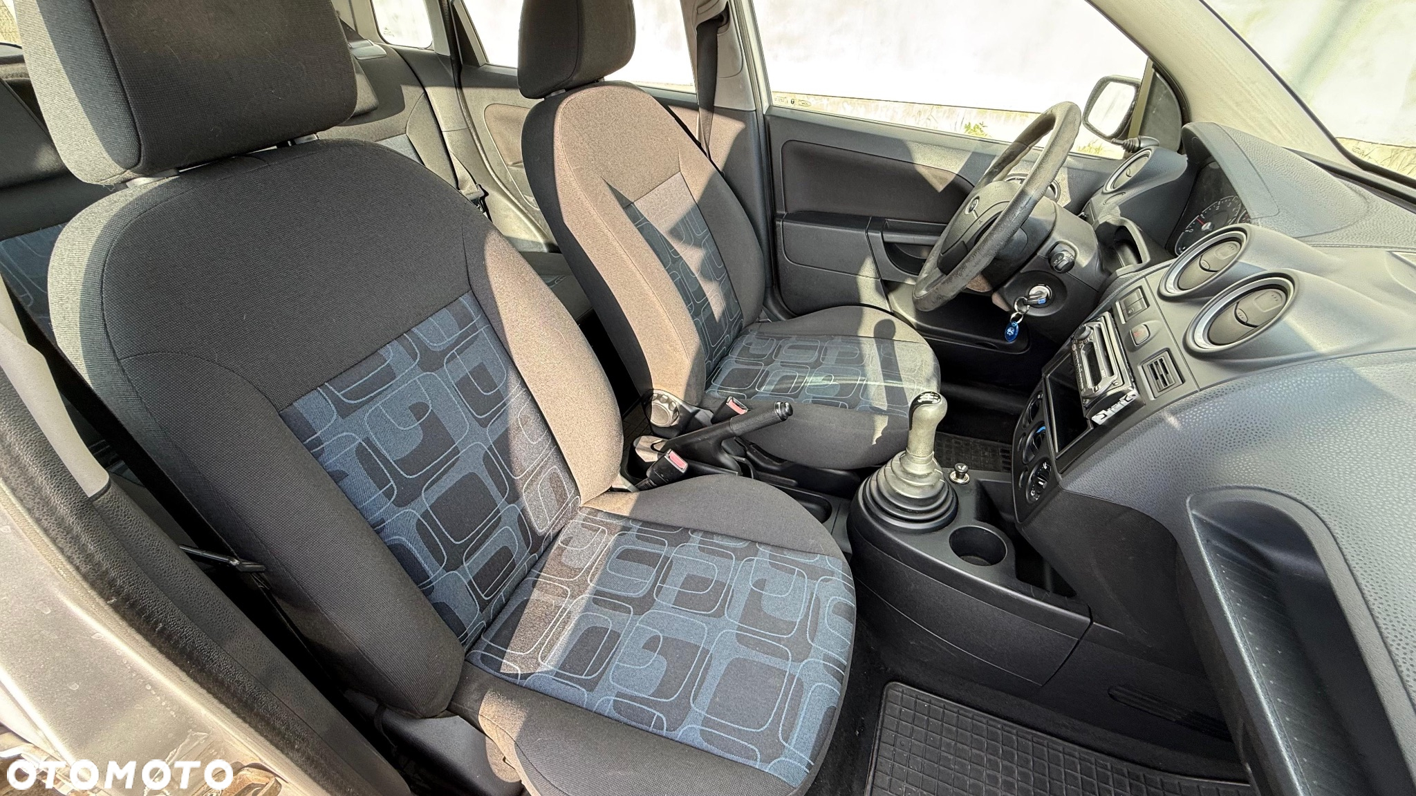 Ford Fiesta - 7