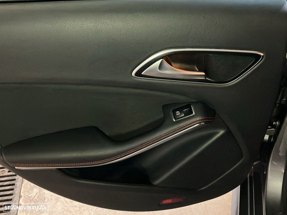 Mercedes-Benz CLA 220 - 19