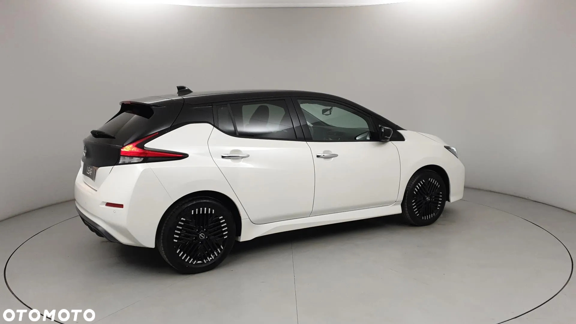 Nissan Leaf 40kWh N-Connecta - 12