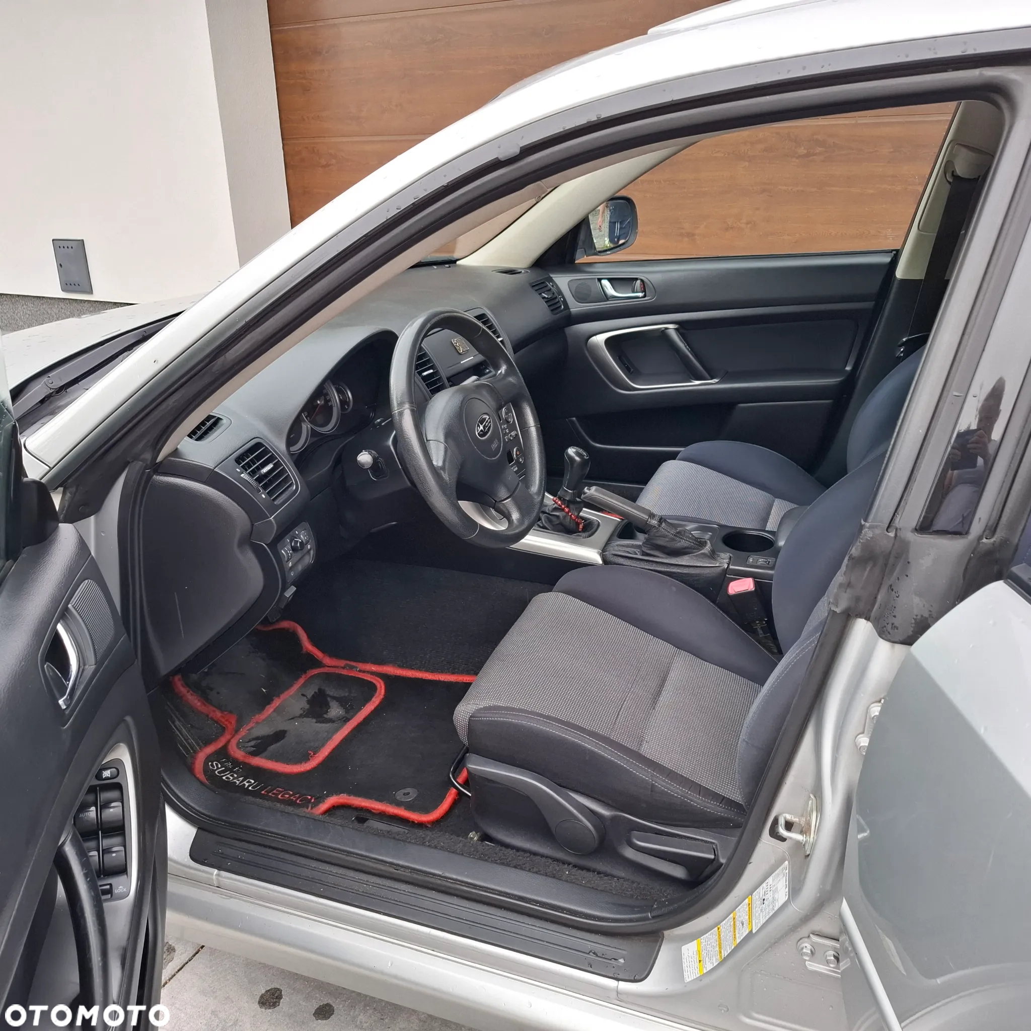 Subaru Legacy SW 2.0i MT - 4