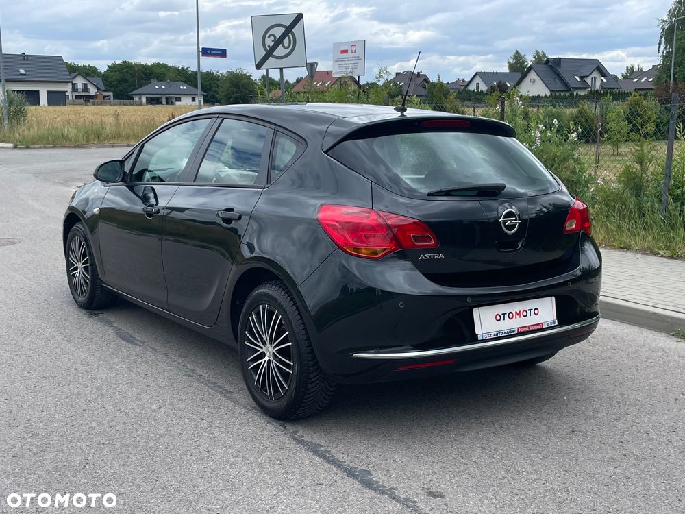 Opel Astra 1.4 Turbo Innovation - 37