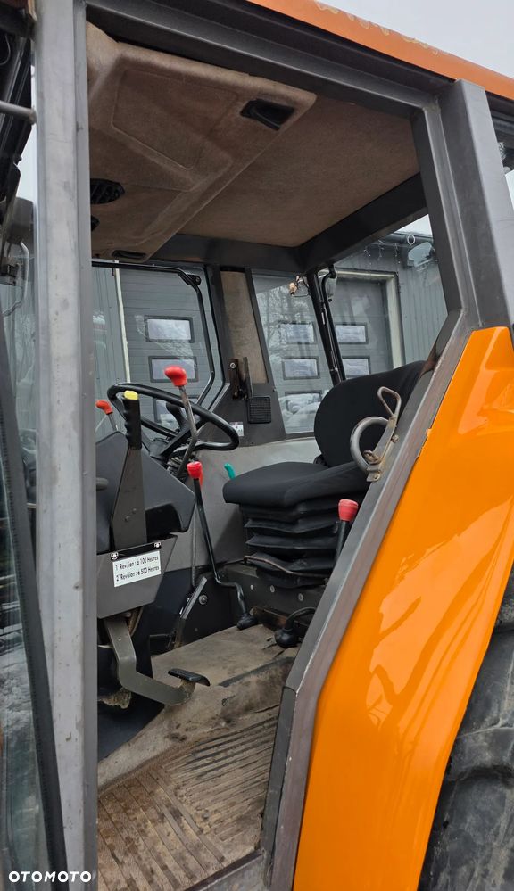 Renault Ceres 335 - 6