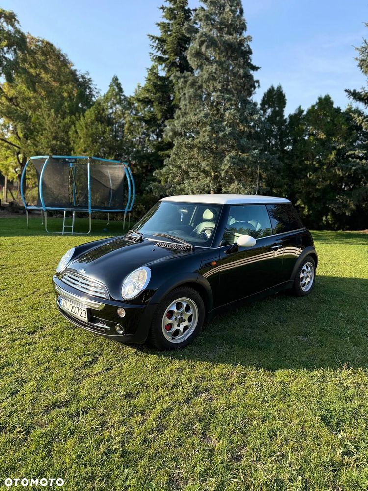 MINI Cooper Seven - 4