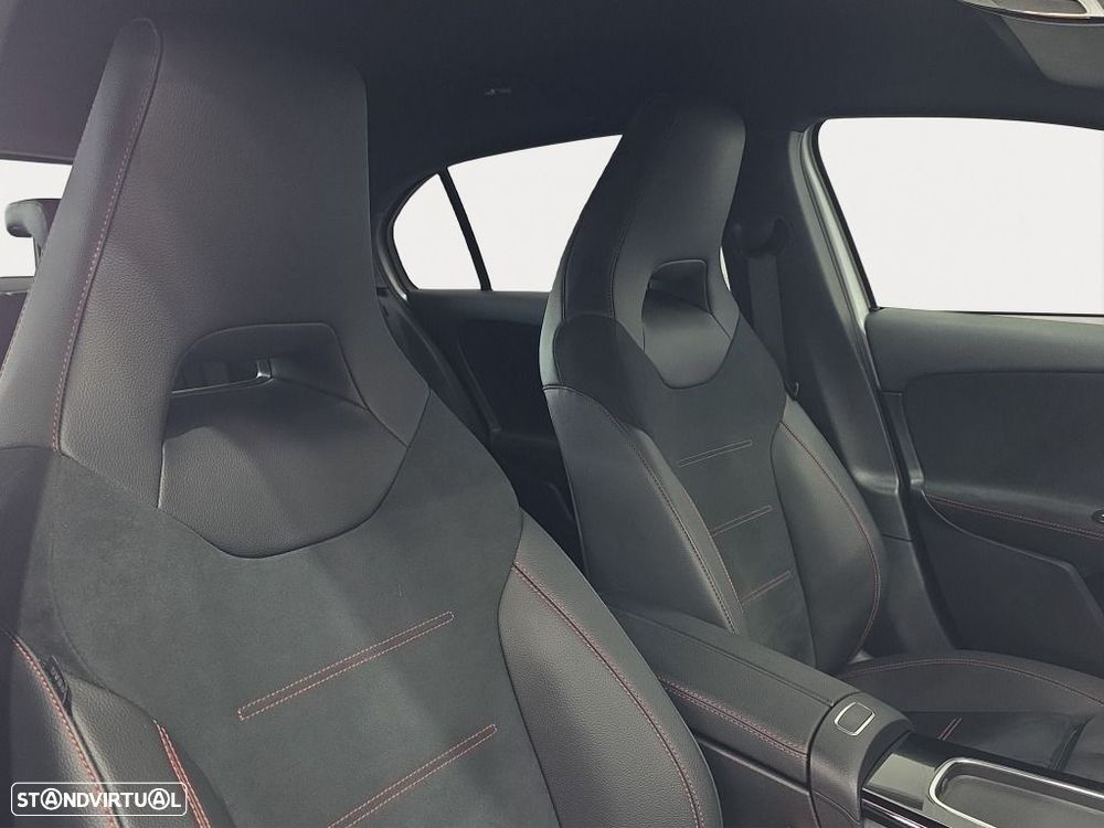 Mercedes-Benz A 200 - 12