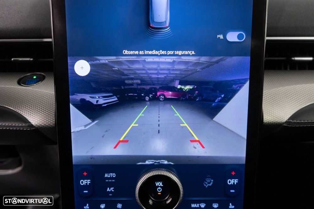 Ford Mustang Mach-E Standard - 24