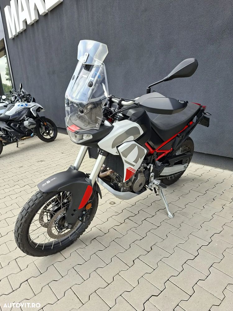Aprilia Tuareg 660 - 5