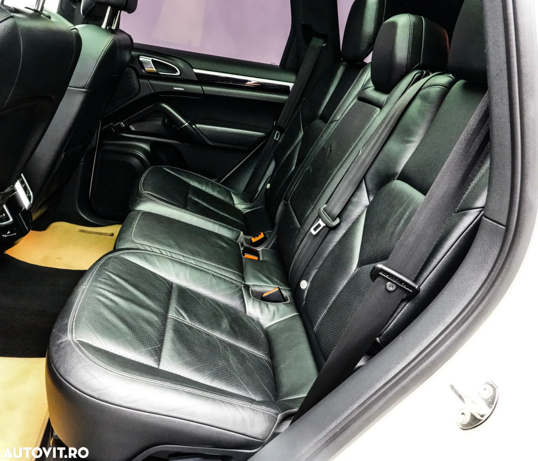 Porsche Cayenne 3.0 L V6 - 17