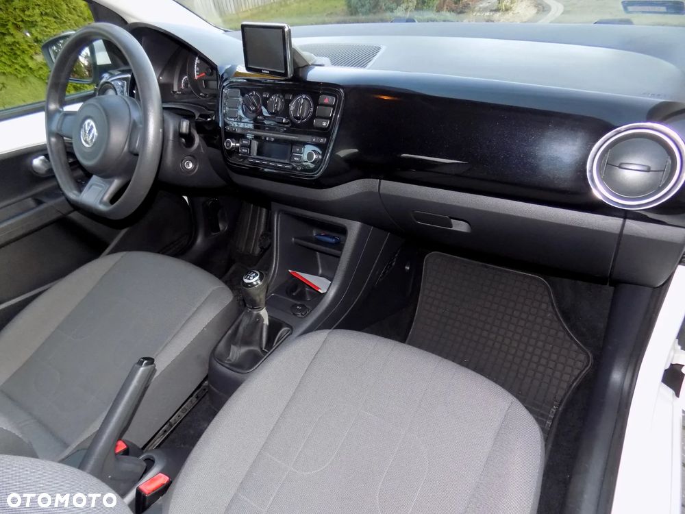 Volkswagen up! - 17
