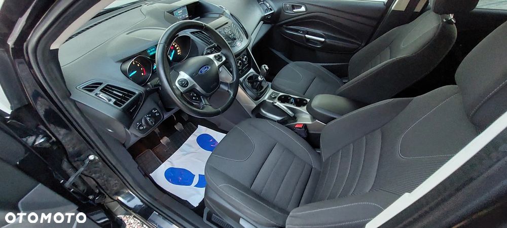 Ford Kuga 1.6 EcoBoost 2x4 Trend - 18