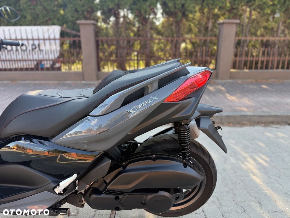 Yamaha X-max - 21