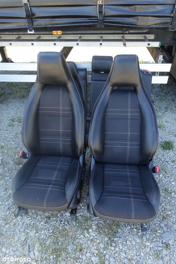 FOTEL FOTELE KANAPA MERCEDES W176 17r. A KLASA - 1