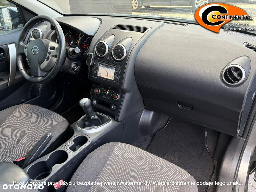 Nissan Qashqai - 10