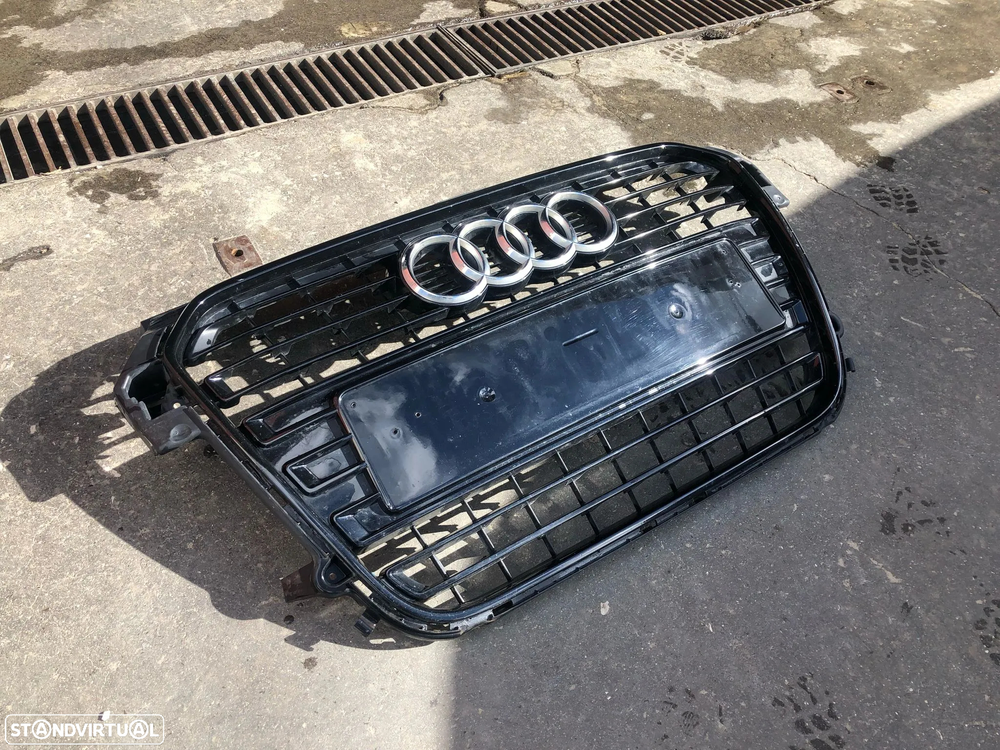 AUDI A1 GRELHA PARA CHOQUES FRENTE - G104 - 4