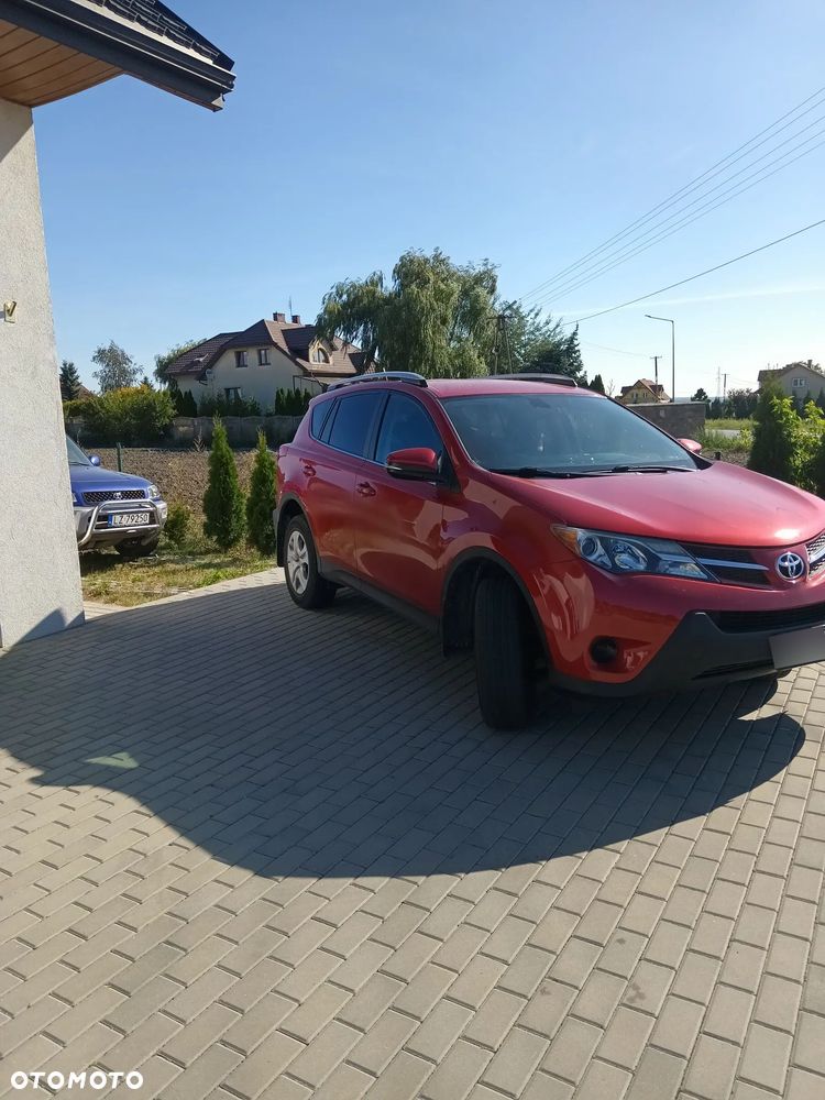 Toyota RAV4 2.5 XLE - 1