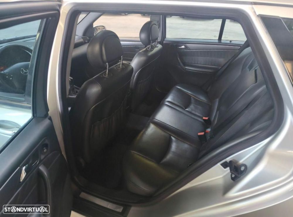 Mercedes-Benz C 180 - 5