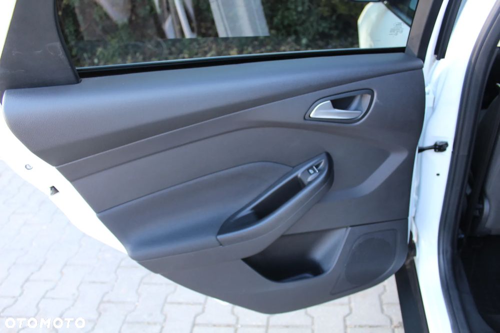 Ford Focus 1.0 EcoBoost Titanium ASS - 16