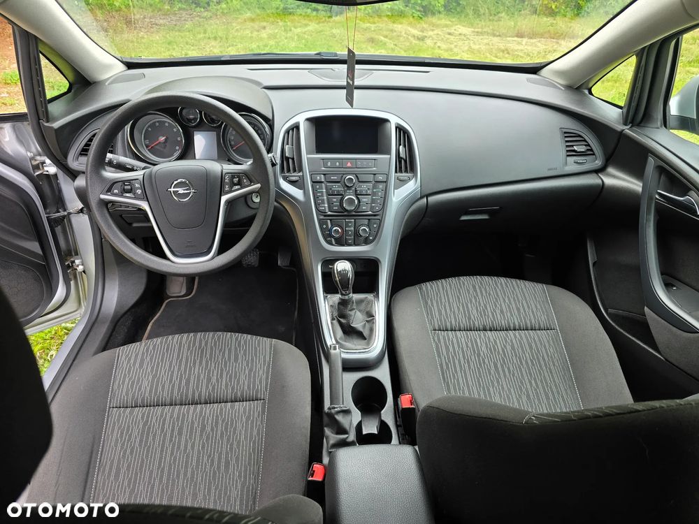 Opel Astra - 14