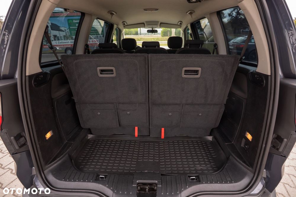 Ford Galaxy 2.0 TDCi Gold X - 28