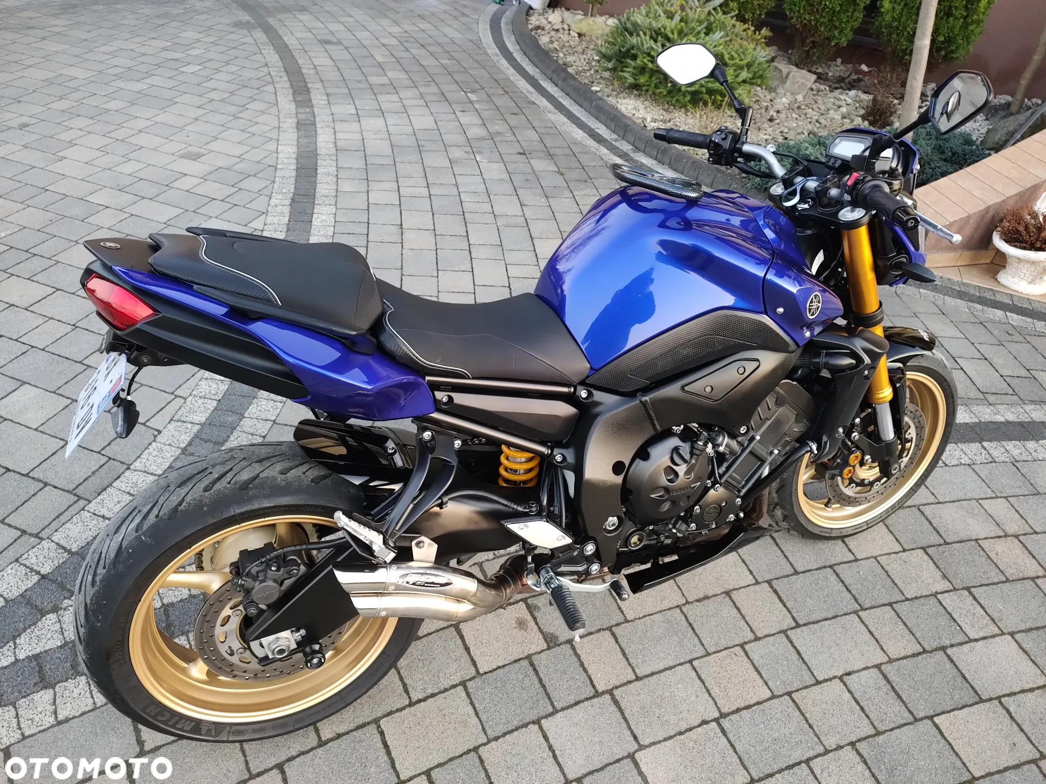 Yamaha FZ8 - 7