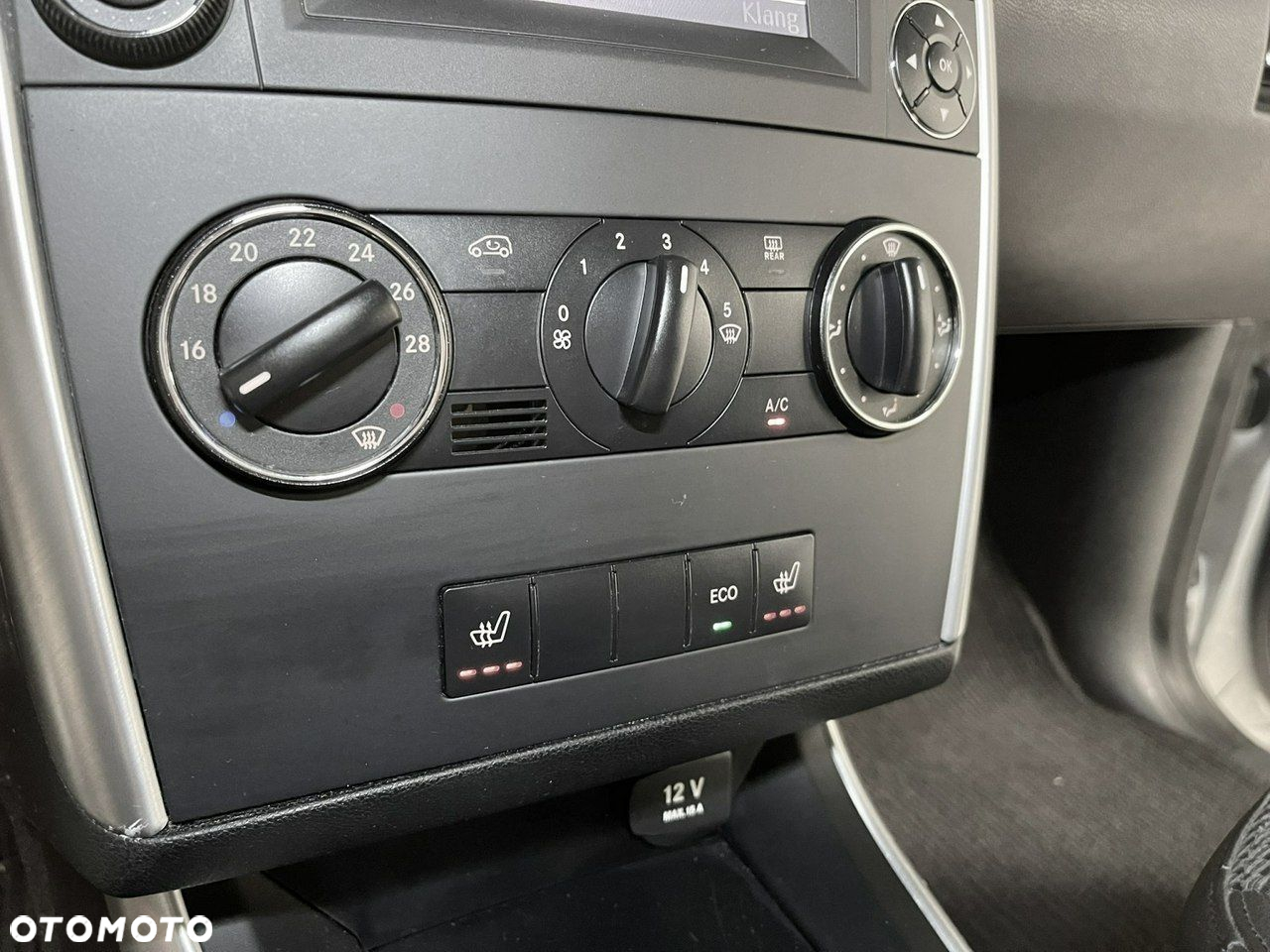 Mercedes-Benz Klasa B 180 BlueEffICIENCY - 21