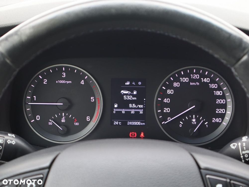 Hyundai Tucson 2.0 CRDI BlueDrive Comfort 2WD - 11
