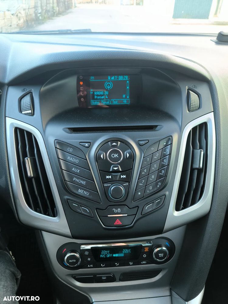 Ford Focus - 13