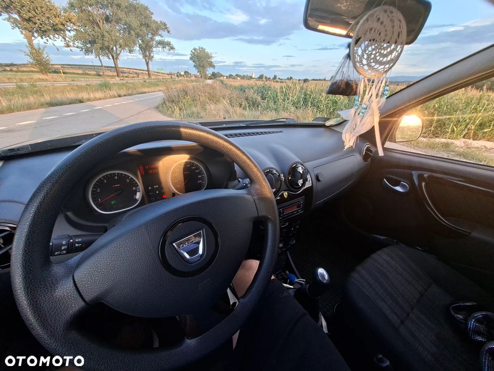Dacia Duster 1.6 - 10