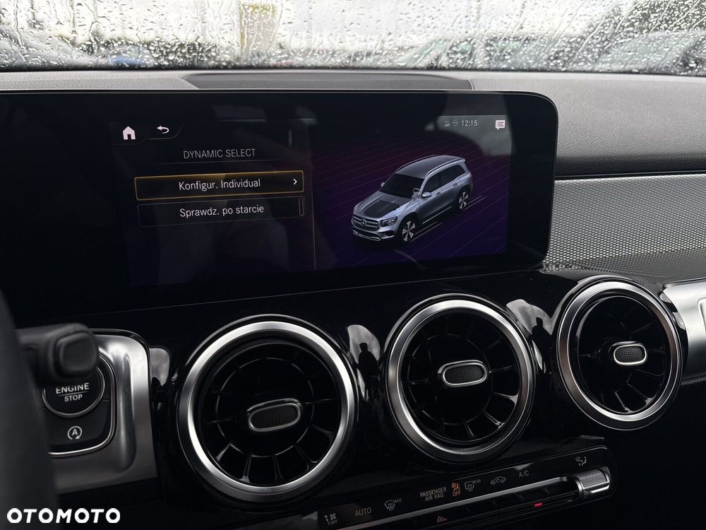 Mercedes-Benz GLB 200 7G-DCT - 24