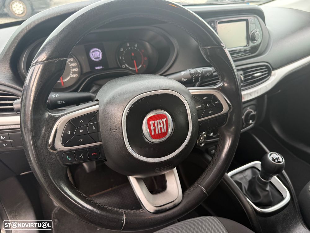Fiat Tipo 1.3 M-Jet Street - 18