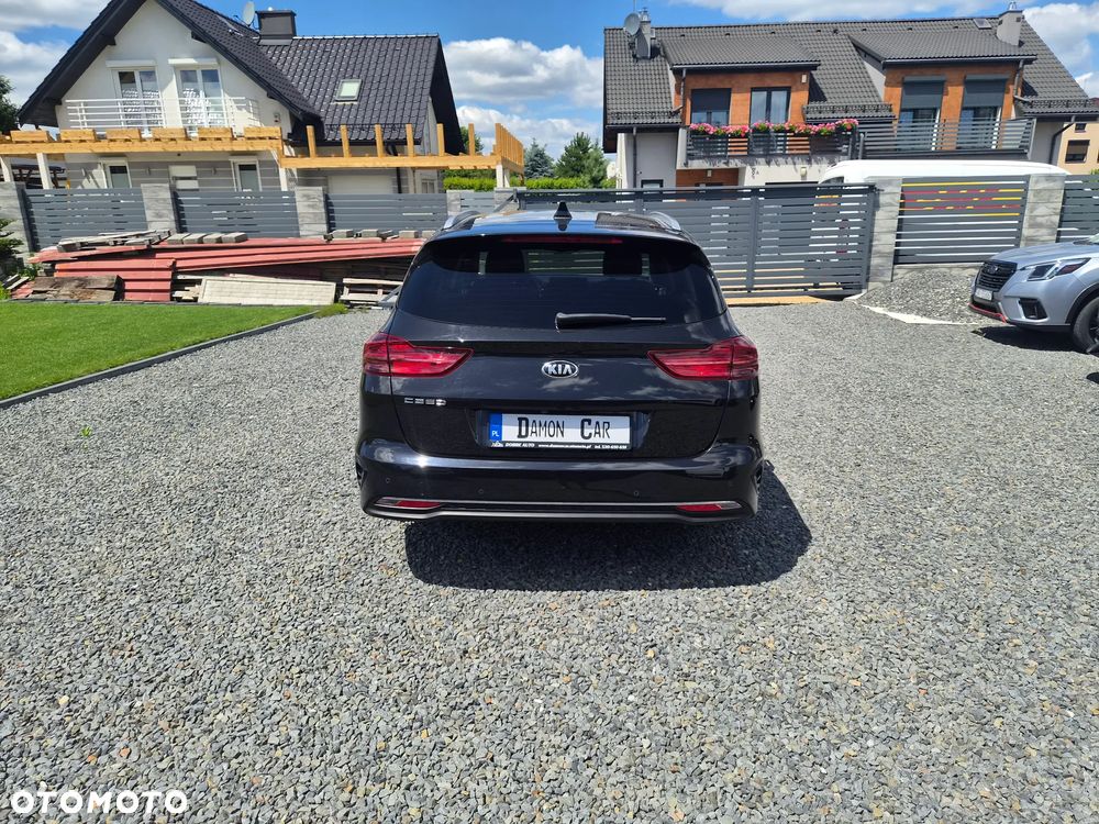 Kia Ceed 1.5 T-GDI DCT7 OPF Platinum Edition - 6