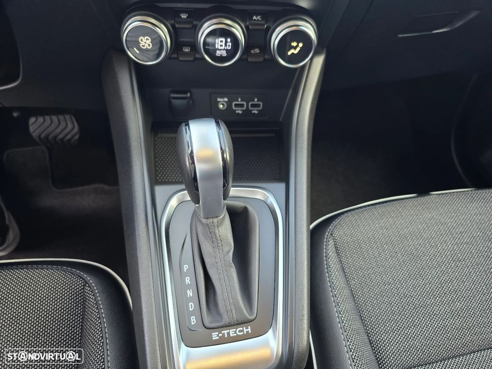 Renault Captur 1.6 E-Tech Plug-In Intens - 24