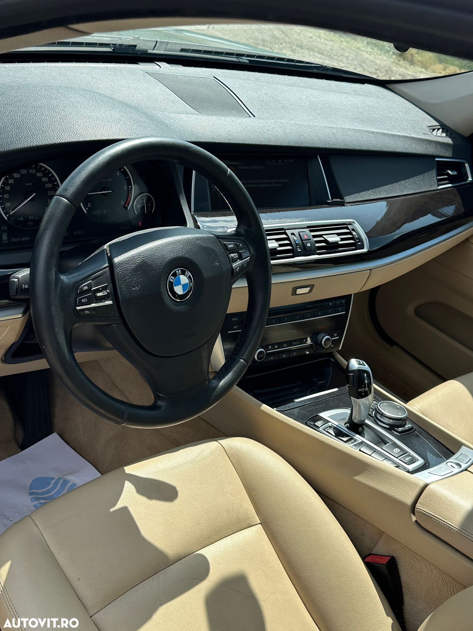 BMW Seria 5 520d Gran Turismo - 7