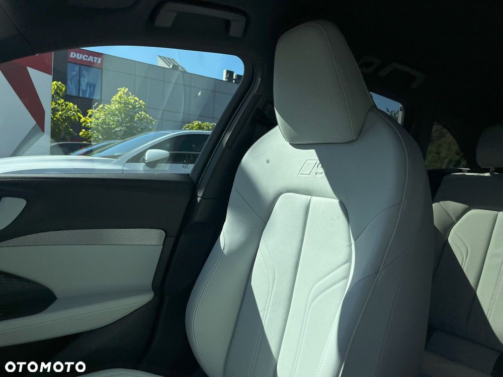 Audi A5 Avant - 9
