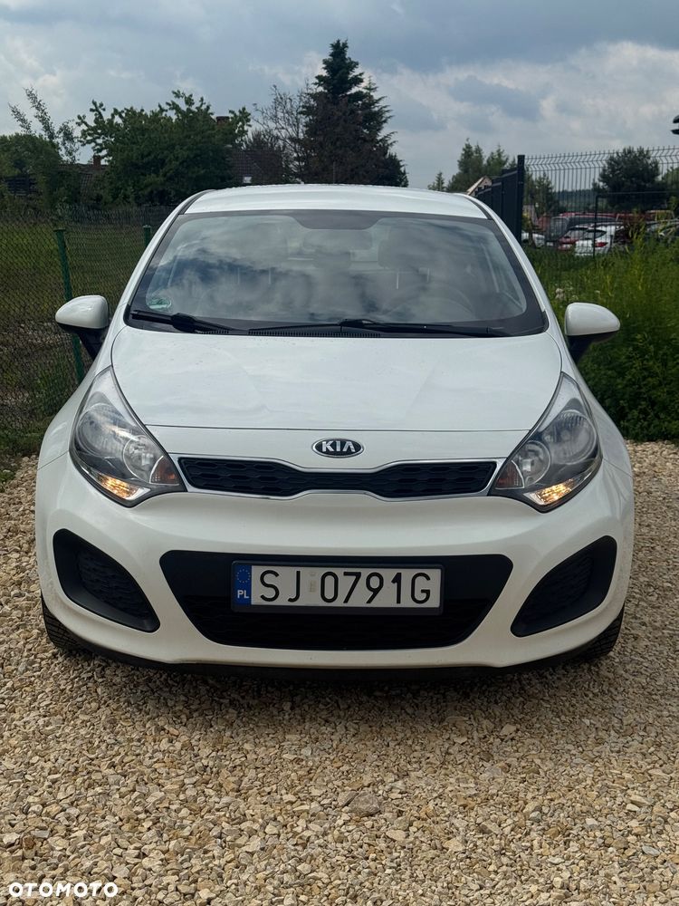 Kia Rio 1.2 Dream Team Edition - 3