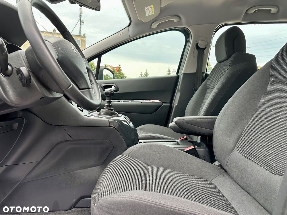 Peugeot 5008 1.6 HDi Style 7os - 13