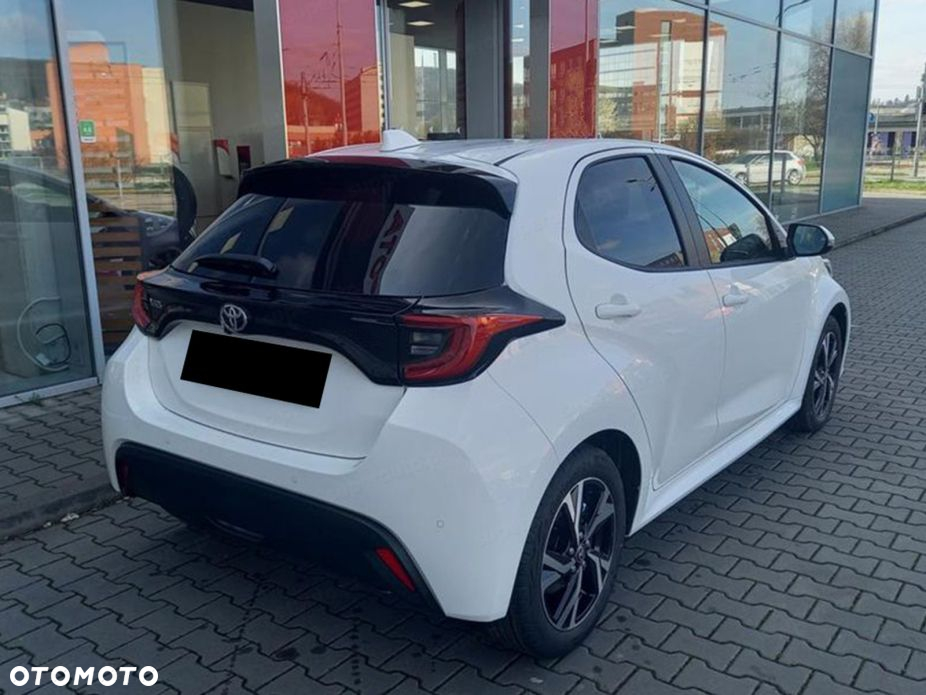 Toyota Yaris Hybrid 1.5 Selection Style - 3