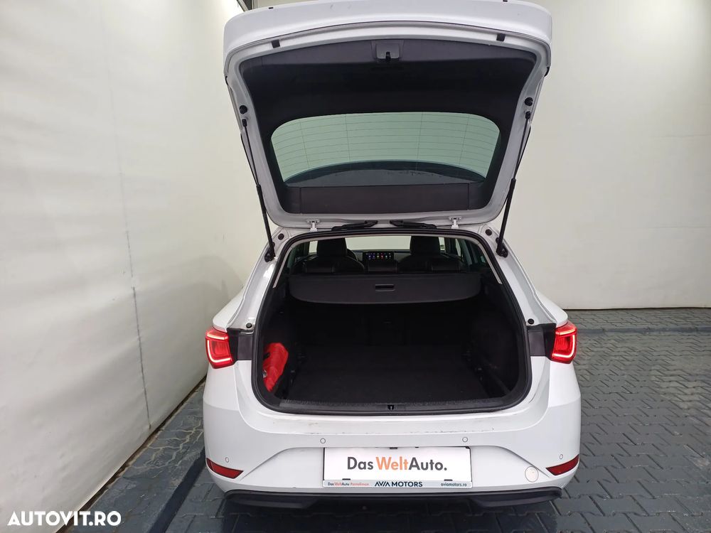 Seat Leon 2.0 TDI DPF DSG Xcellence - 37