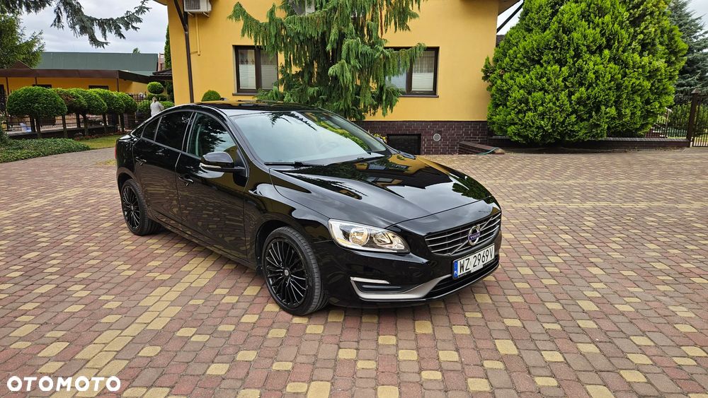 Volvo S60 D3 Kinetic - 1