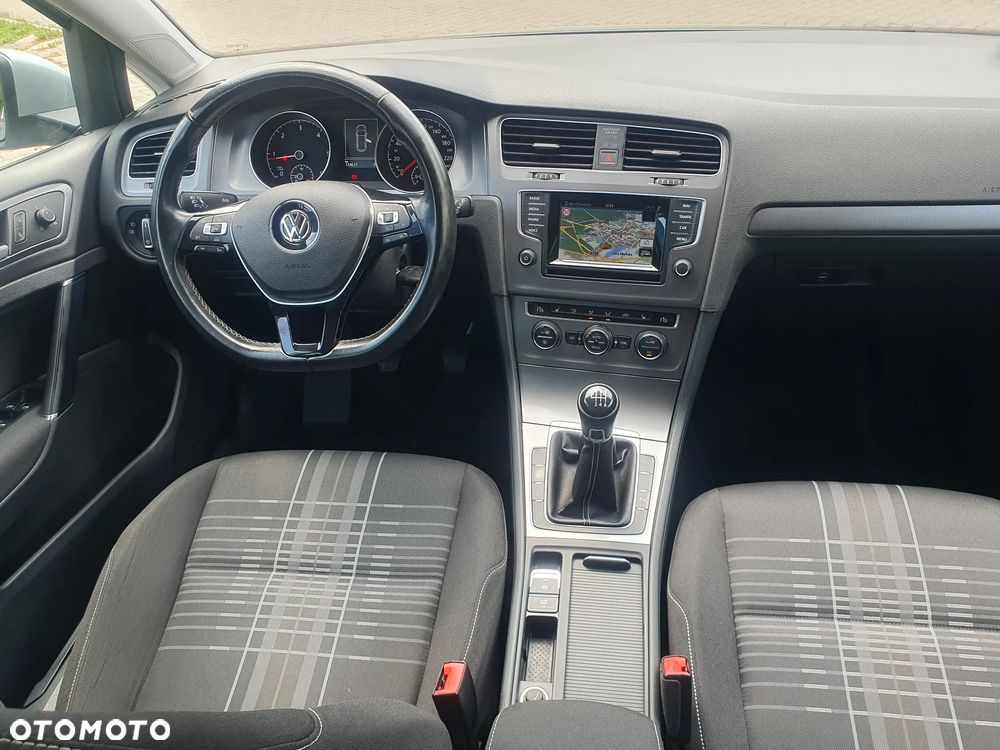 Volkswagen Golf 2.0 TDI BlueMotion Technology Lounge - 9